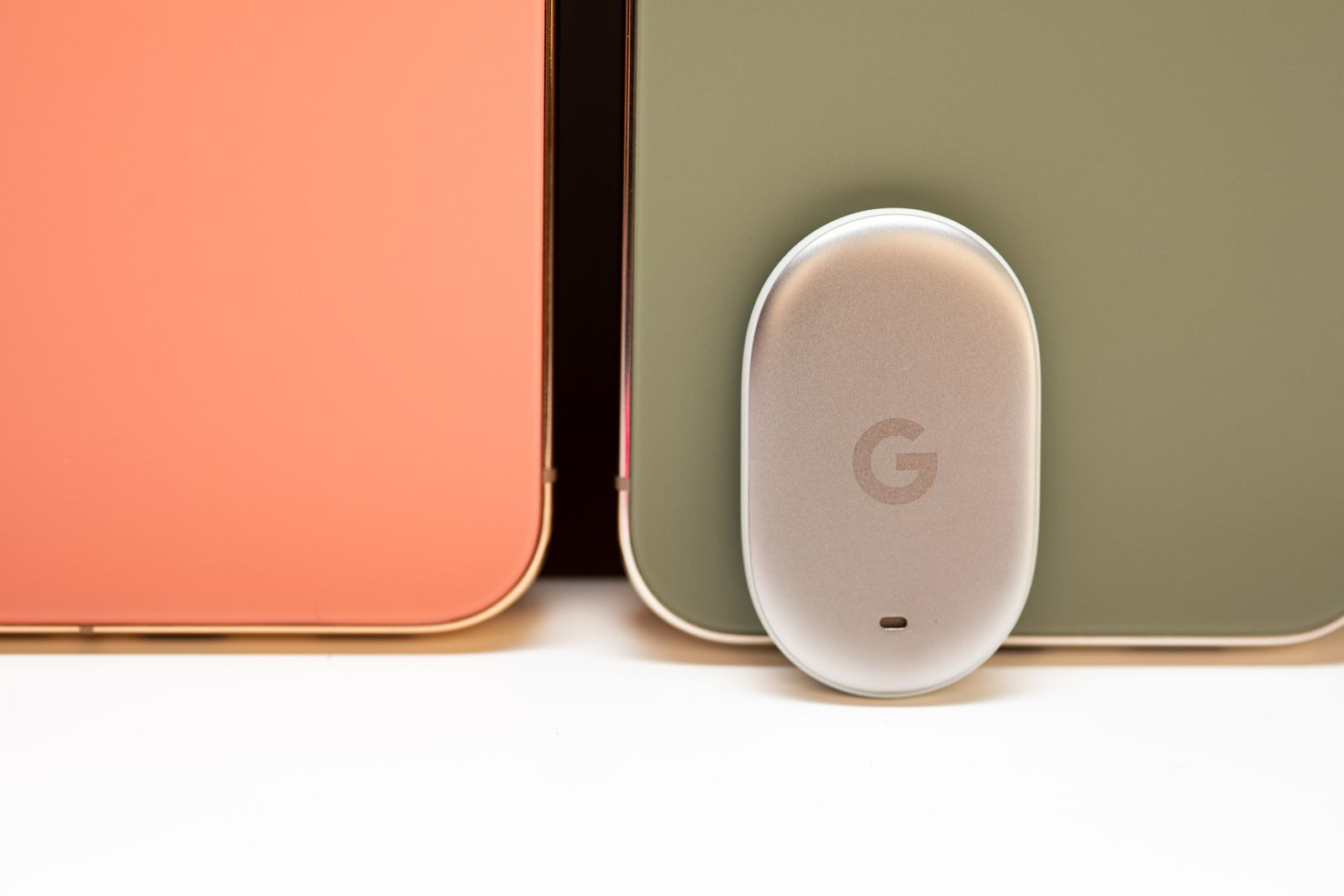 Google's Pixel Tag is the company's answer to Apple's AirTag.
