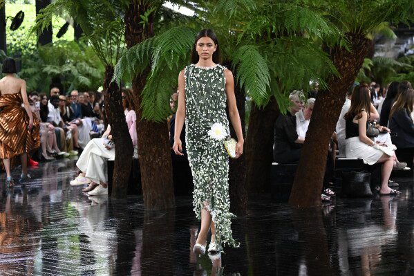 A model wears a creation as part of the Christian Dior Haute Couture Fall/Winter 2026-2027 Women's collection presented in Paris, Monday, July 6, 2026. (AP Photo/Emma Da Silva)